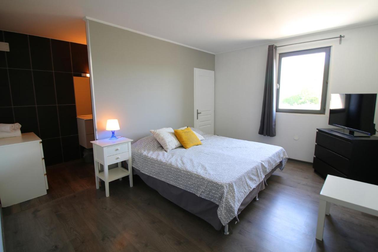 Residence De Tourisme Domaine De Janus 吕奥姆 外观 照片